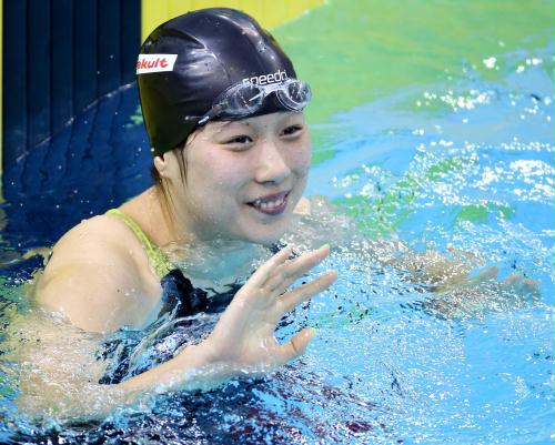 游泳女子200米蛙泳决赛 孙晔轻松摘得金牌