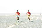 [高清组图]新疆沙漠徒步赛 中国队获双人组冠军