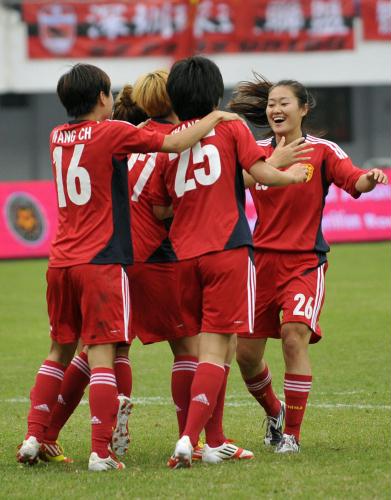 女足东亚赛预赛中国2-1澳大利亚 3战全胜晋级